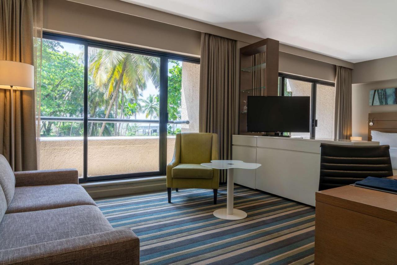 Suite with Balcony and Lounge Access